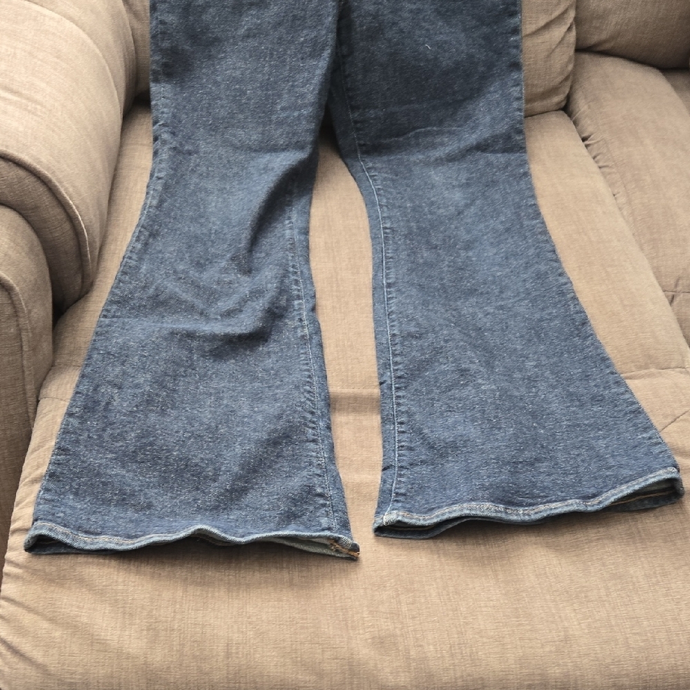 Madewell Classic Blue Denim - Picture 4 of 4